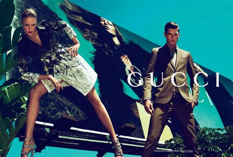 struttura merchandising gucci|gucci fashion company.